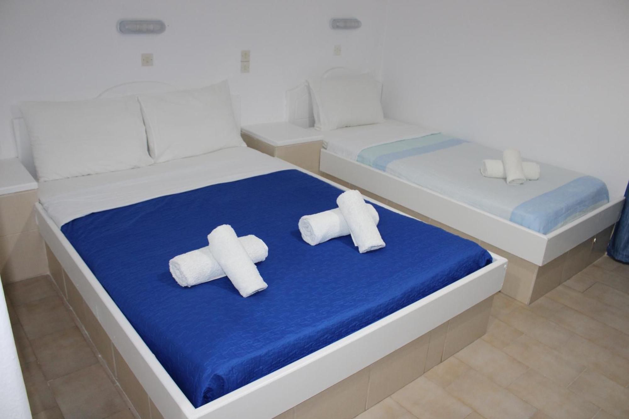 The Three Anchors Rooms Emporio  외부 사진